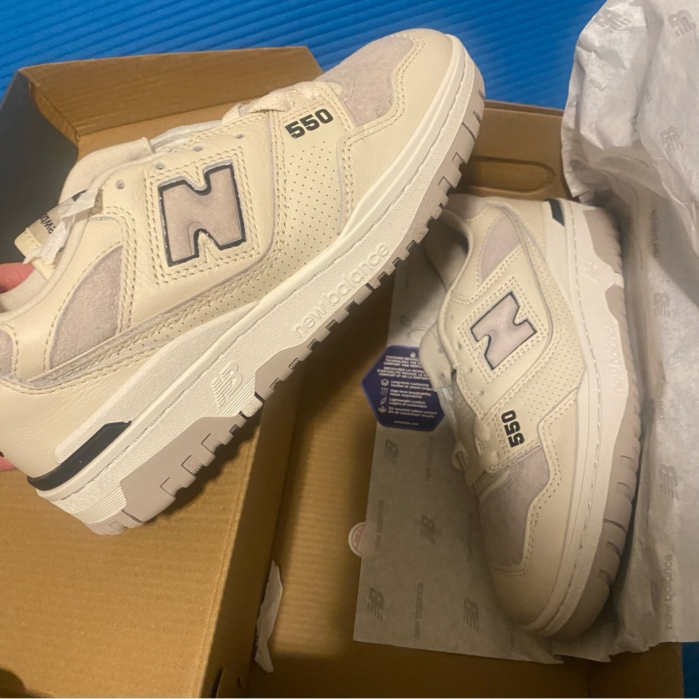 NEW BALANCE 550 SZ 7 - Picture 7 of 15